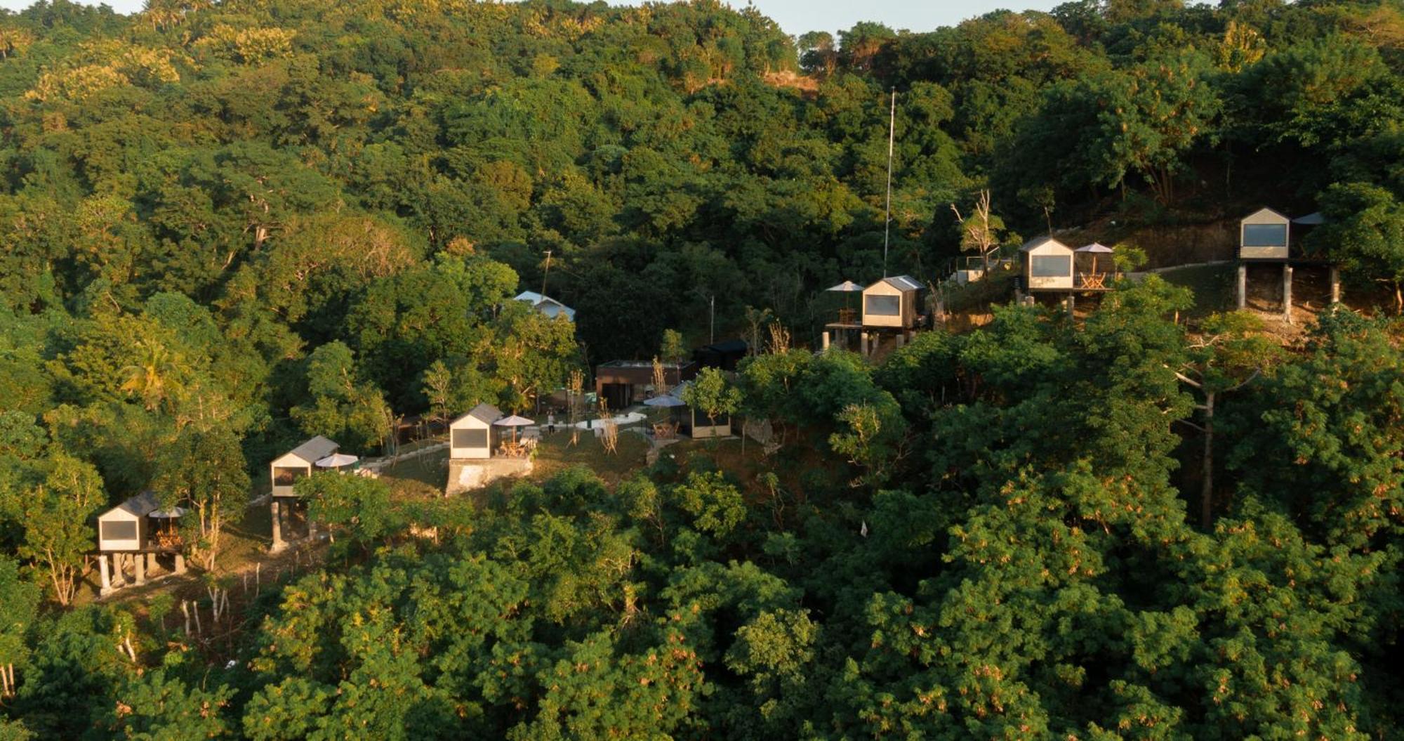 Bobocabin Umarato, Sumba Waikabubak Buitenkant foto